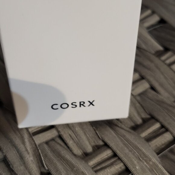 NEW COSRX TRIPLE HYALURONIC MOISTERIZING CLEANSER - Picture 2 of 8